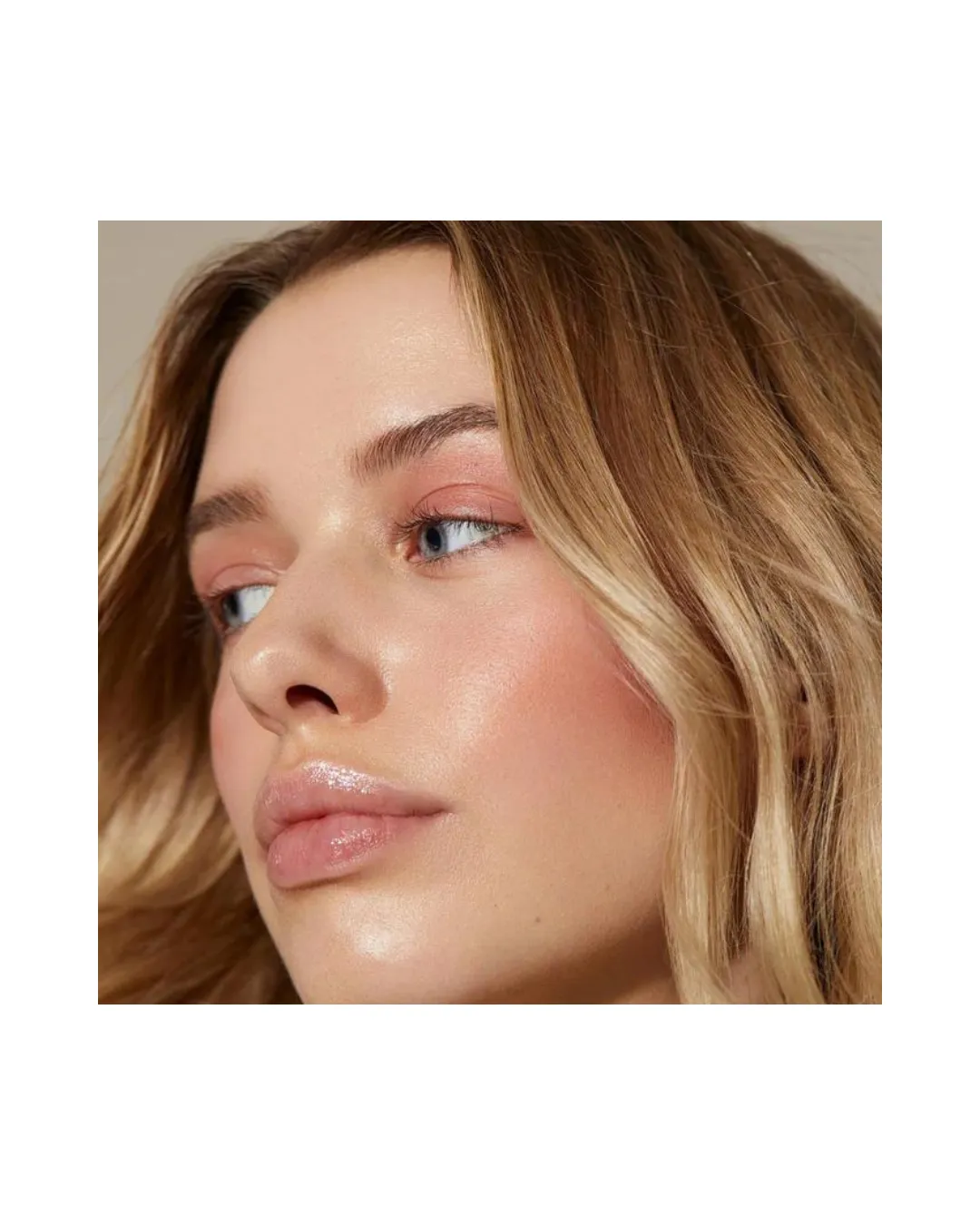 Vegan Cream Blush Scarlet